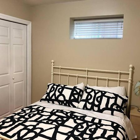 Modern Private Suite Close To Everything فانكوفر المظهر الخارجي الصورة