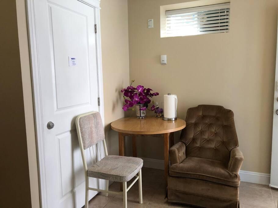 Modern Private Suite Close To Everything فانكوفر المظهر الخارجي الصورة